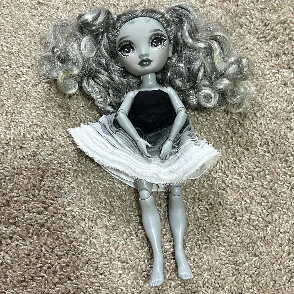 Rainbow High Shadow High Fashion Doll Re-Styled Dressed Nicole Steel No Shoes - Picture 1 of 4